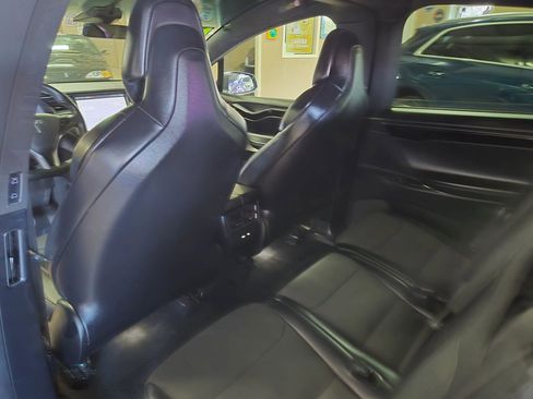 Used 2018 Tesla Model X 100D image 50