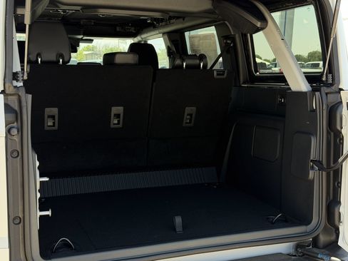 New 2026 Ford Bronco Outer Banks AWD/4WD image 24