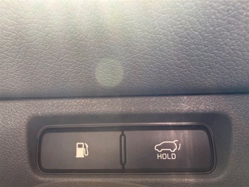 Used 2017 Kia Sorento SX image 22