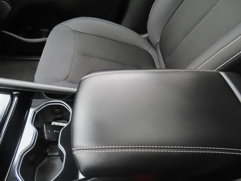 Used 2023 Jeep Grand Cherokee Laredo w/ Luxury Tech Group I image 37