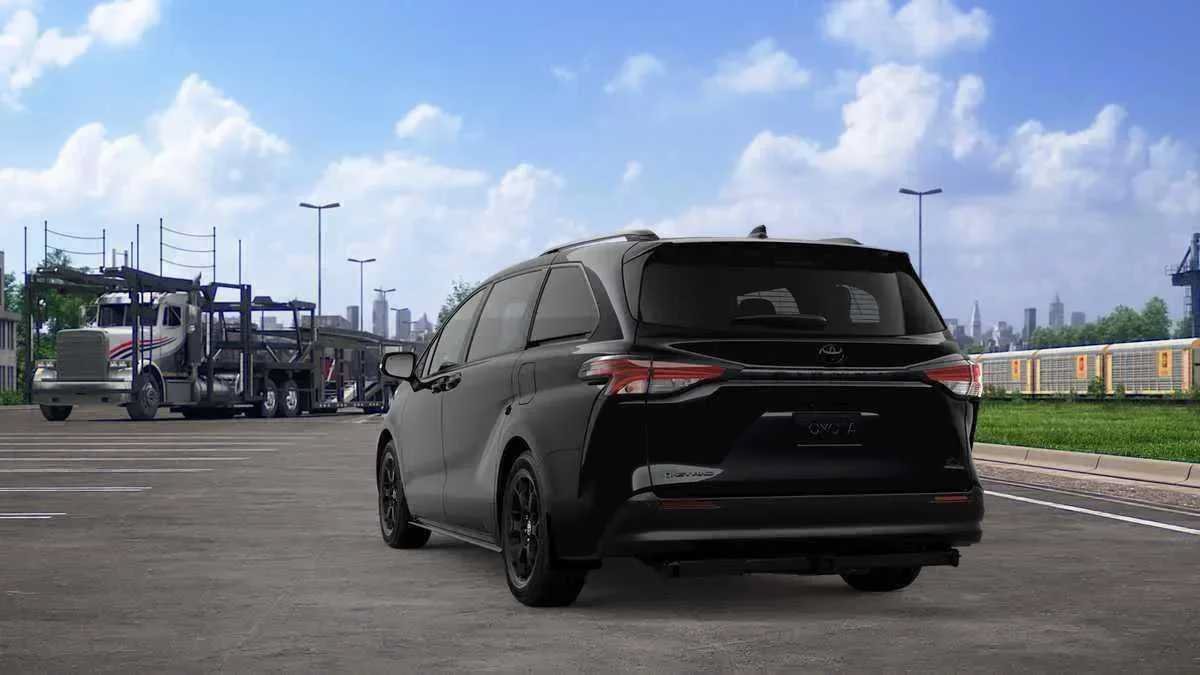 New 2026 Toyota Sienna XLE Woodland Edition AWD/4WD image 9