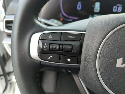 Used 2023 Kia Sportage EX image 20