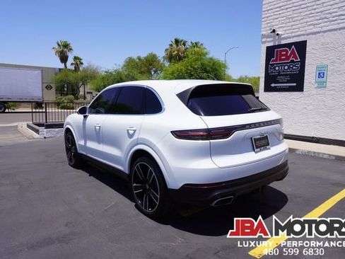 Used 2023 Porsche Cayenne AWD/4WD image 64