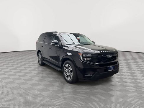 Used 2025 Ford Expedition Active AWD/4WD image 42