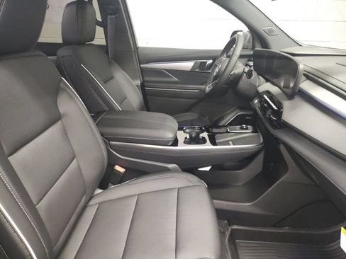 New 2026 Buick Enclave Preferred w/ Power Package FWD image 7