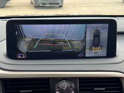 Used 2021 Lexus RX 350L Luxury w/ Accessory Package image 27