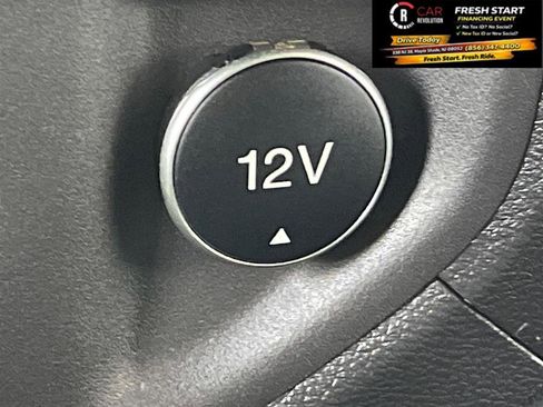 Used 2019 Ford Transit 250 130 Low Roof RWD image 19
