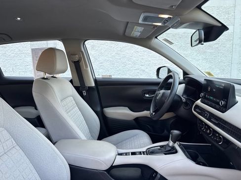 Certified 2024 Honda HR-V LX image 16