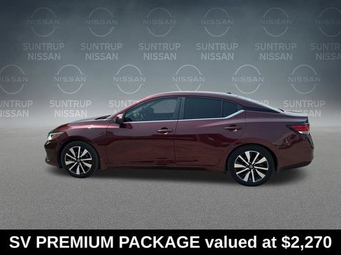 Used 2021 Nissan Sentra SV w/ SV Premium Package FWD image 2