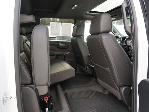 Used 2021 Chevrolet Silverado 1500 High Country w/ Technology Package image 29