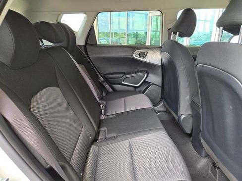 Used 2024 Kia Soul LX w/ Option Group 015 FWD image 23