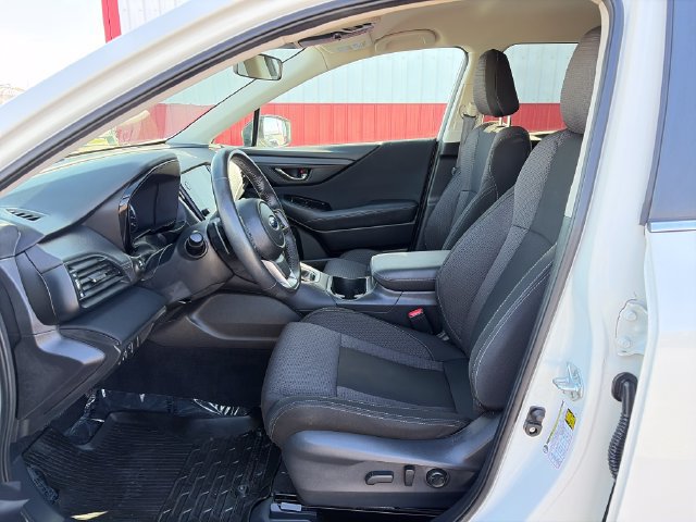 Used 2024 Subaru Outback Premium AWD/4WD image 22