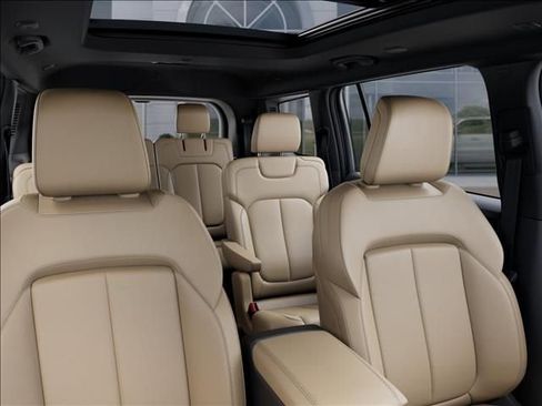 New 2025 Jeep Grand Cherokee L Limited w/ Black Appearance Package image 26