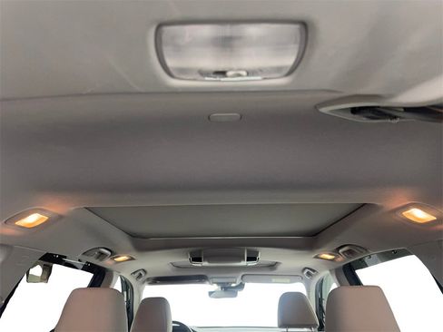 Used 2019 Honda Pilot Elite image 74