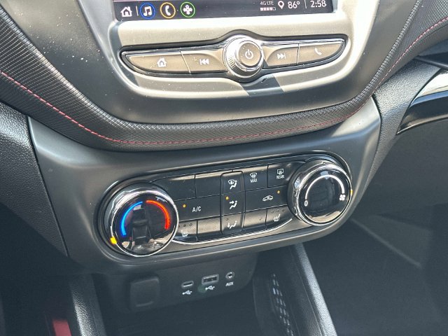 Used 2023 Chevrolet TrailBlazer RS AWD/4WD image 32
