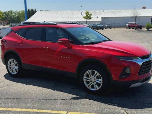 Used 2021 Chevrolet Blazer LT AWD/4WD image 2