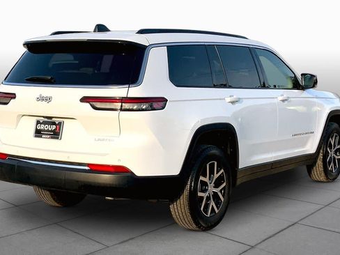 Used 2025 Jeep Grand Cherokee L Limited RWD image 13