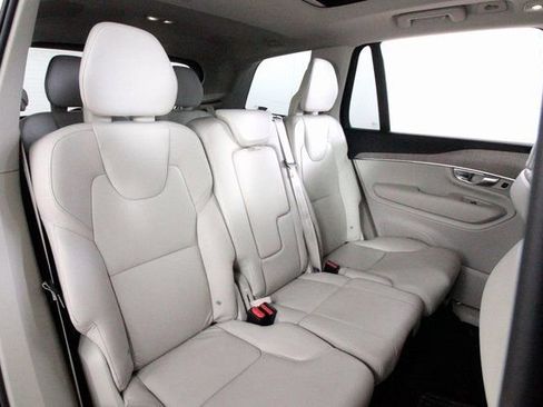 Used 2023 Volvo XC90 T8 Plus w/ Protection Package Premier image 21