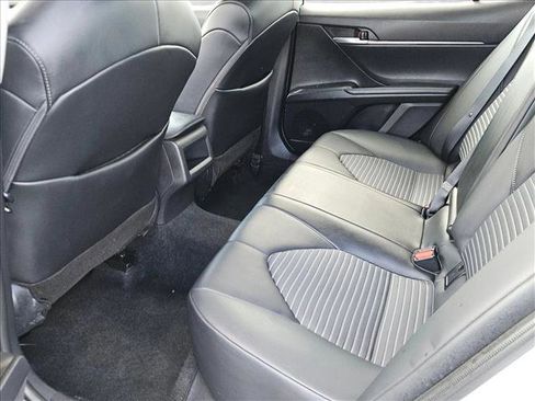 Used 2024 Toyota Camry SE image 22