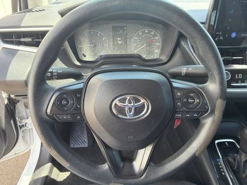 Used 2023 Toyota Corolla LE FWD image 15