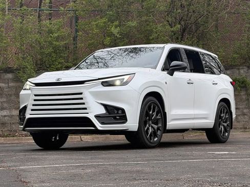 Certified 2026 Lexus TX 500h AWD w/ Technology Package image 8