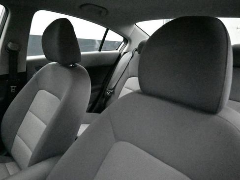 Used 2017 Kia Forte LX FWD image 14