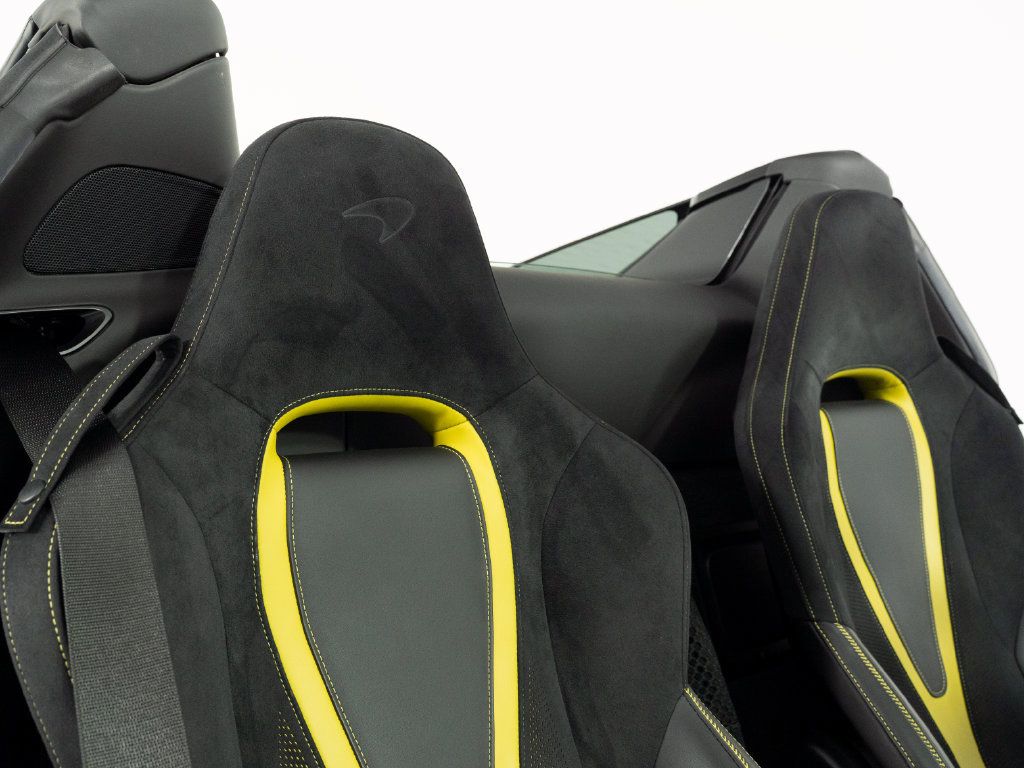 Used 2020 McLaren 720S Performance RWD image 35