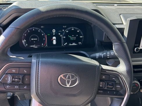 Used 2025 Toyota 4Runner TRD Sport image 8