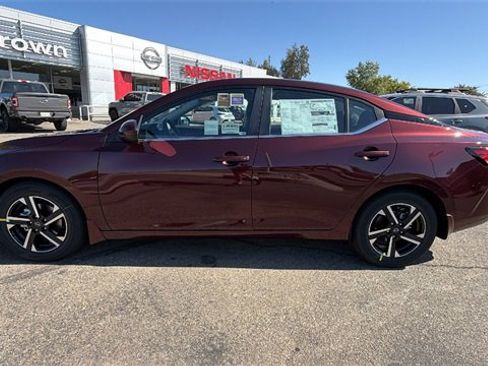 New 2025 Nissan Sentra SV w/ Trunk Package image 7