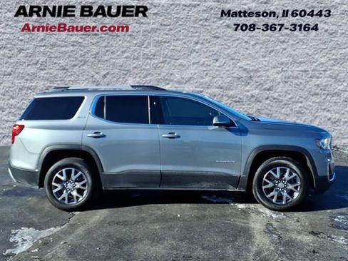 Used 2023 GMC Acadia SLT w/ Technology Package image 4