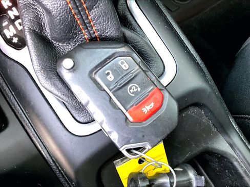 Used 2021 Jeep Gladiator Mojave AWD/4WD image 21
