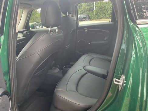 Used 2024 MINI Cooper S FWD image 9