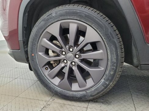 Used 2021 Jeep Cherokee Latitude Lux 80th Anniv w/ Quick Order Package 26U 80TH image 31