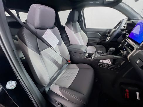 New 2025 Toyota Tacoma TRD Sport image 31