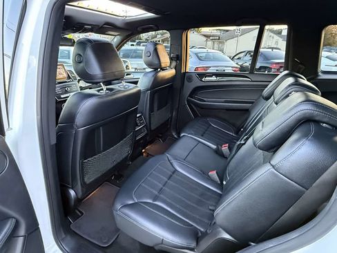 Used 2019 Mercedes-Benz GLS 450 4MATIC image 5
