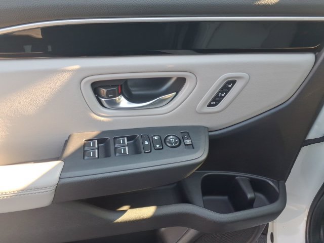 Used 2025 Honda Pilot EX-L image 13