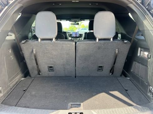 Used 2023 Ford Explorer ST AWD/4WD image 16