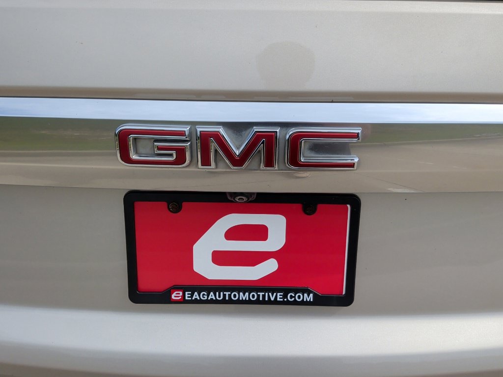 Used 2022 GMC Yukon Denali RWD image 48