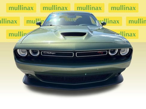 Used 2022 Dodge Challenger R/T w/ Performance Handling Group image 10