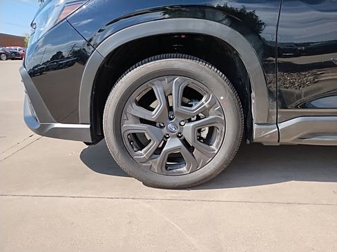 Certified 2025 Subaru Ascent Bronze Edition image 14