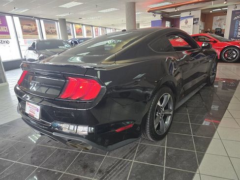 Used 2020 Ford Mustang GT image 4