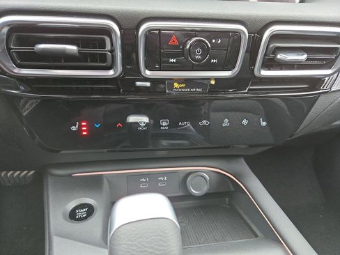 New 2026 Nissan Sentra SV w/ SV Convenience Package FWD image 29