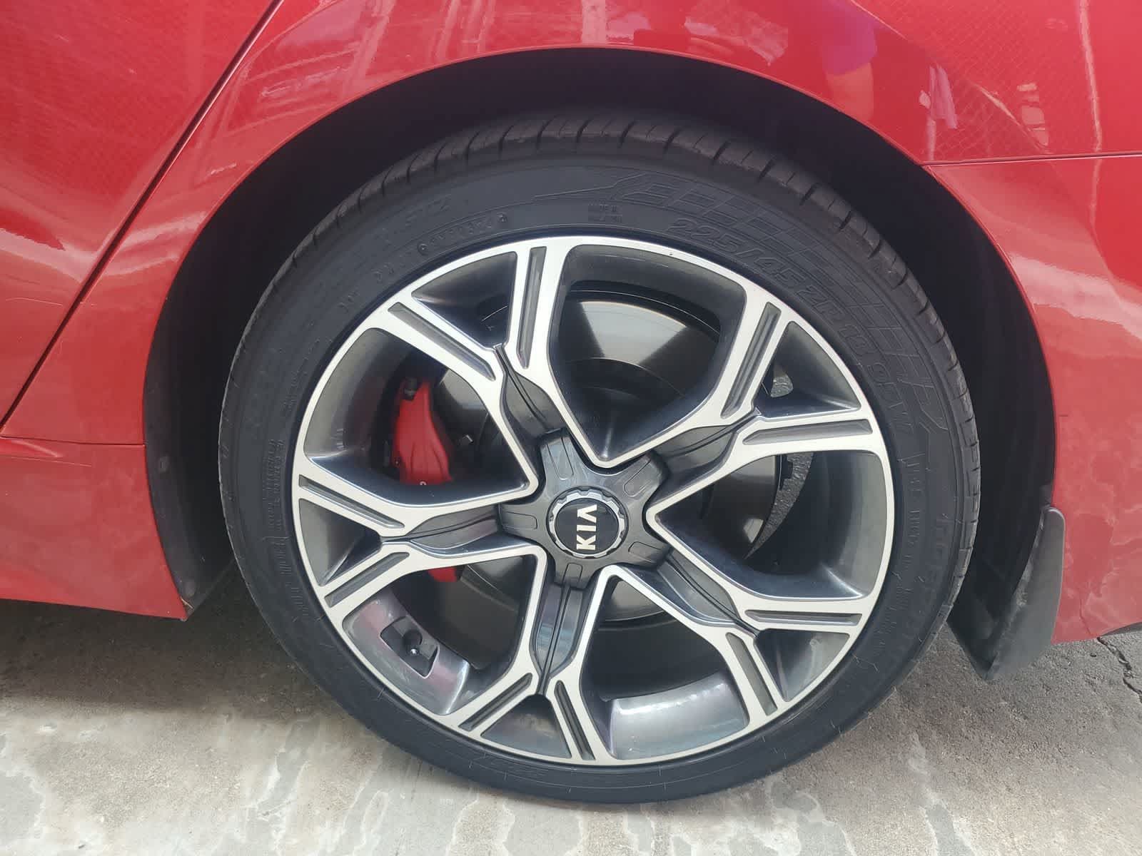 Used 2018 Kia Stinger GT2 AWD/4WD image 12