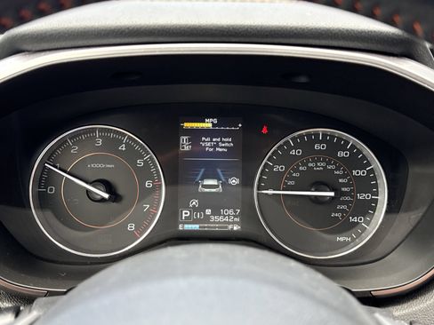 Used 2023 Subaru Crosstrek 2.5i Limited AWD/4WD image 19