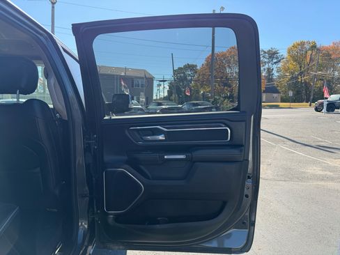 Used 2019 RAM 1500 Laramie w/ Off Road Group image 24