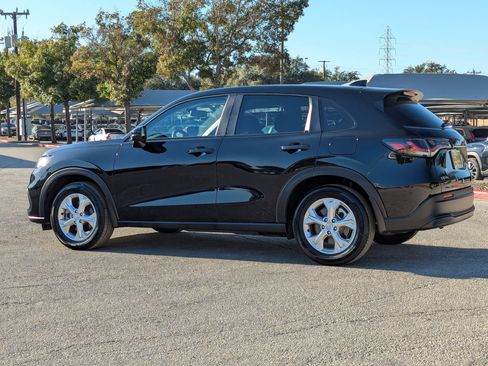 Used 2025 Honda HR-V LX image 6