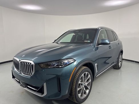 New 2026 BMW X5 xDrive40i w/ Climate Comfort Package AWD/4WD image 3