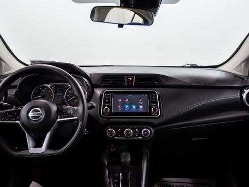 Used 2022 Nissan Versa S FWD image 18