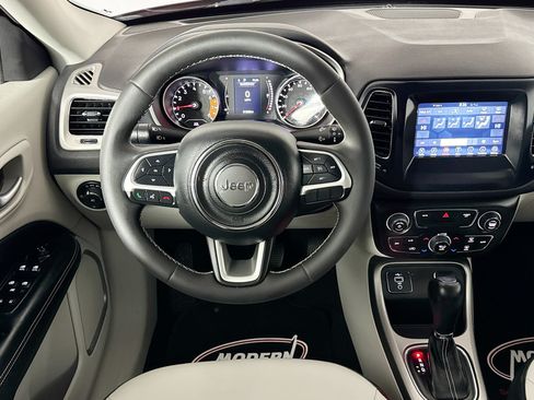 Used 2021 Jeep Compass Latitude FWD image 20