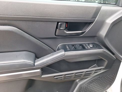 Used 2025 Toyota Tacoma SR5 image 18